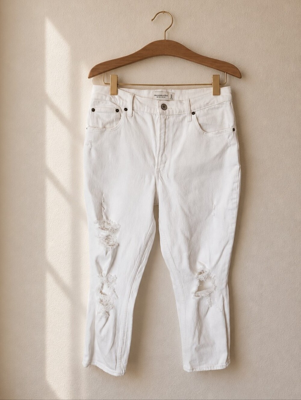 Abercrombie‎ & Fitch High Rise Mom Jeans Womens 29 Short White Distressed Denim